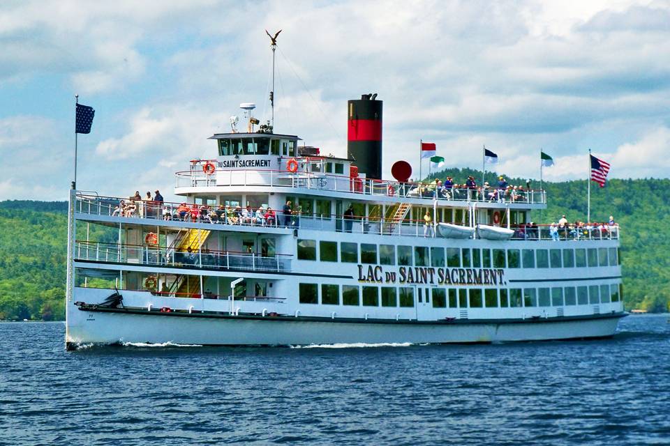 Lake George Boat Weddings