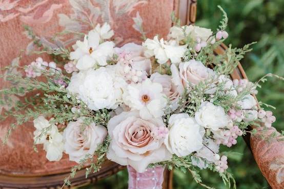 Vintage Butterfly Bouquet rdy