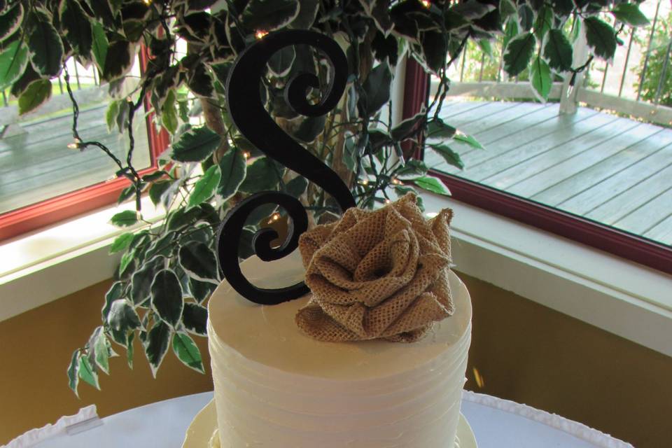 Coffee buttercream wedding cake