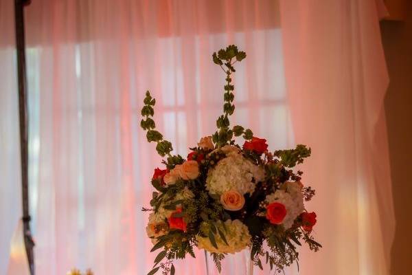 Coral and creams centerpiece