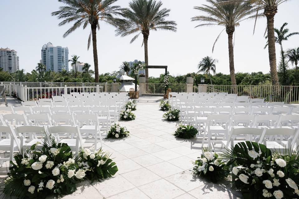 Naples Grande Beach Resort