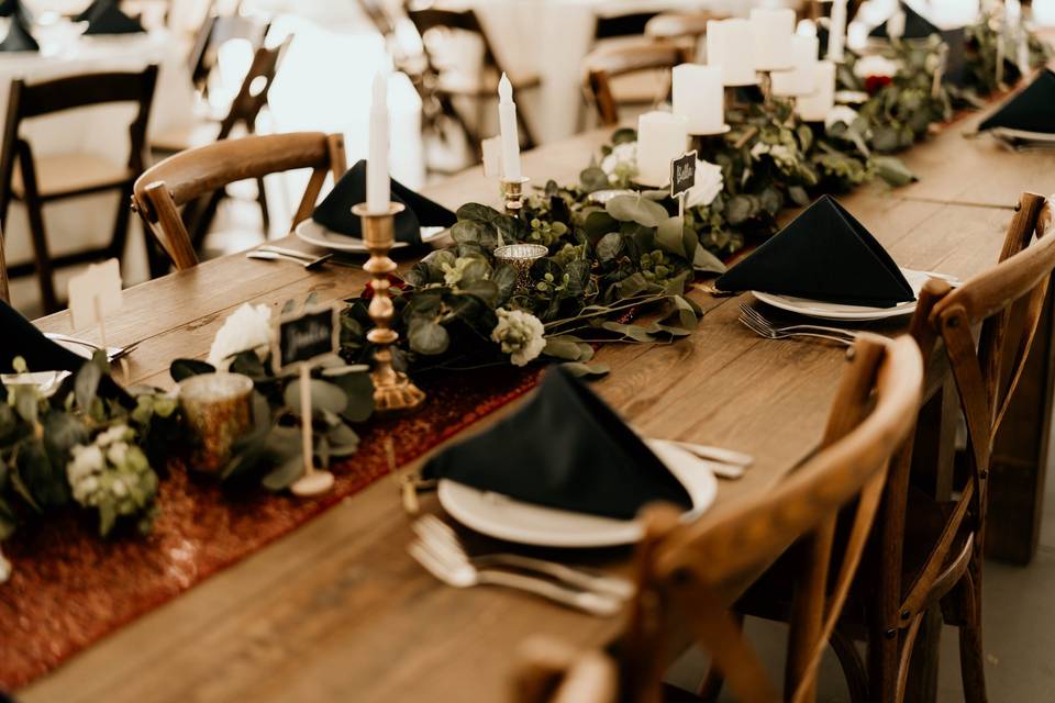 Head table setting