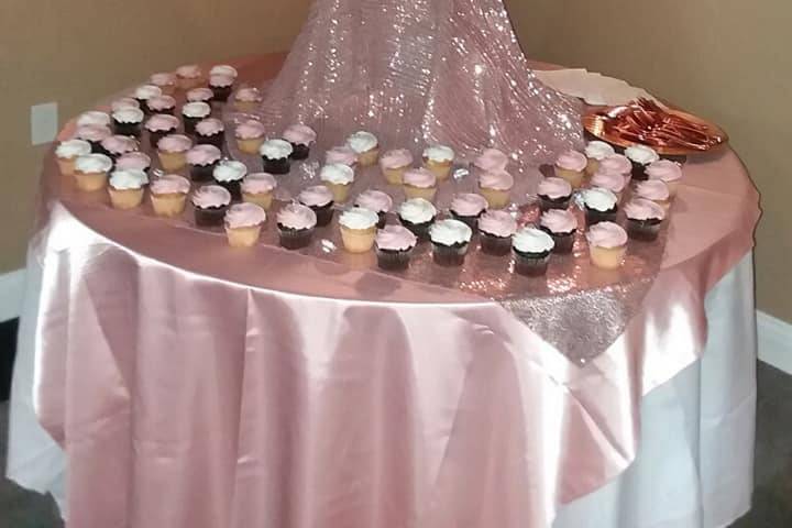 Cupcake Table