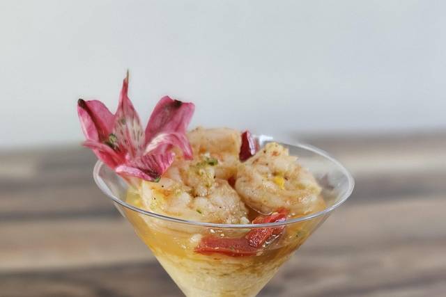 Buttery Shrimp and grits