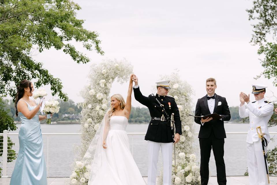 Ceremony arch