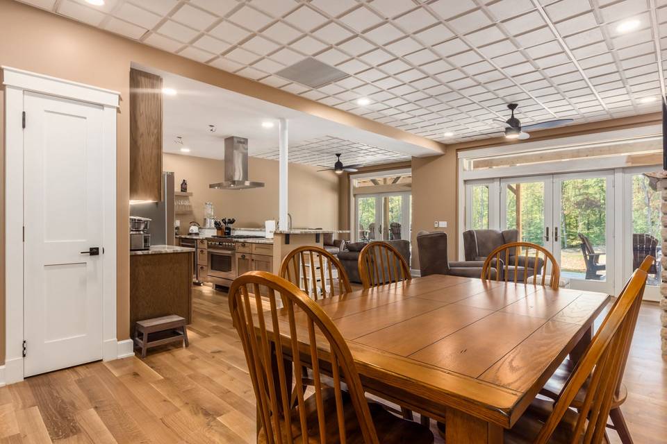 Private apt. kitchen/living