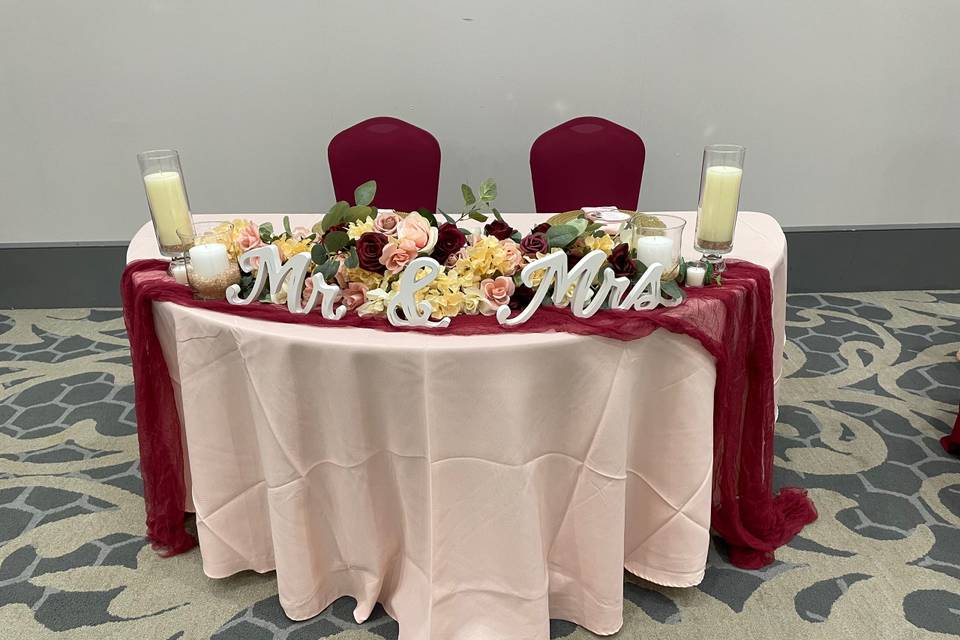 Bride & Groom Table