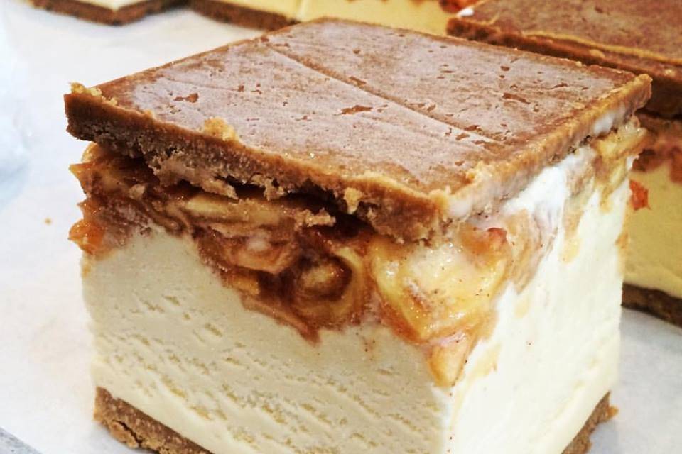 Ice cream sandwich