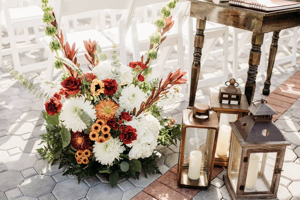 Signature Florals - Flowers - Fort Myers, FL - WeddingWire