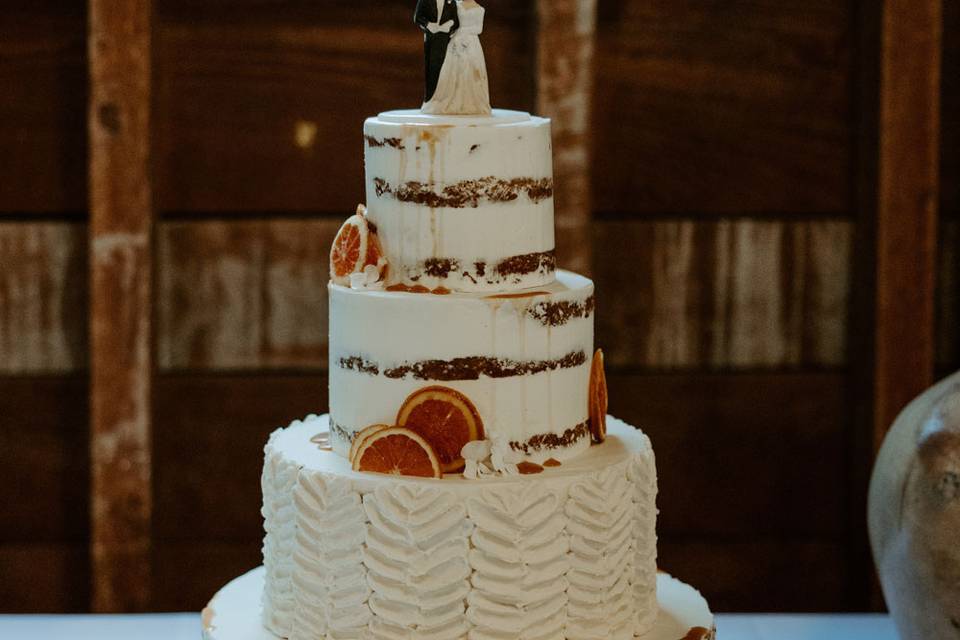 Seminaked and candied oranges