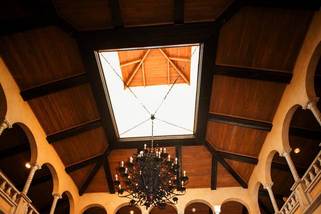 Indoor wedding setup