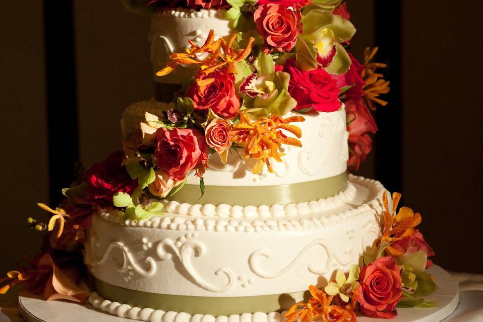 Wedding cake with flowers