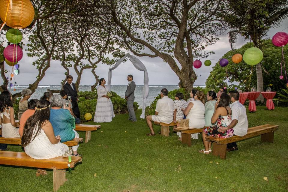 A Mexican touch to a Hawaiian Wedding