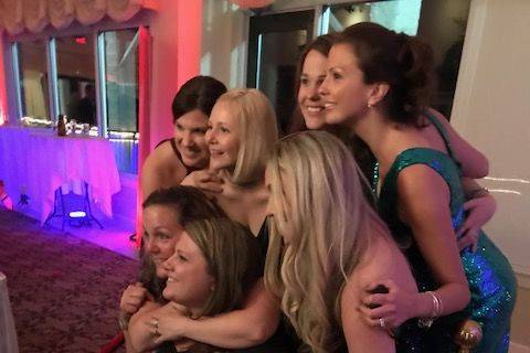 Gather your friends into one photo