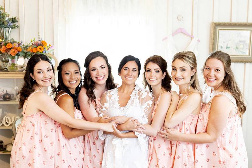 Bride/bridesmaids