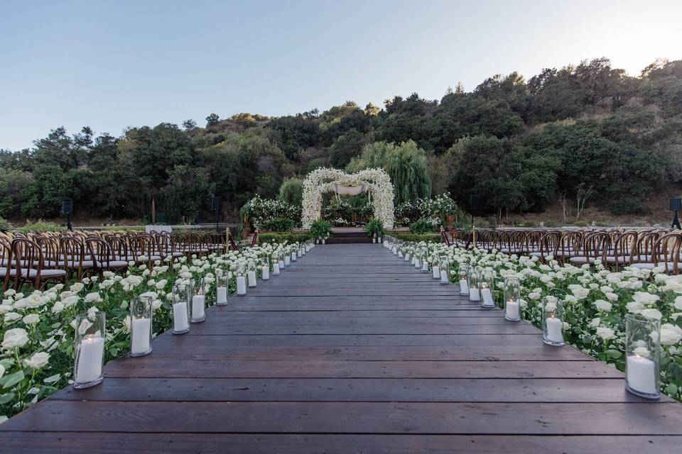 Built-out aisle for wedding