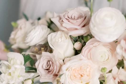 Blushing bouquet