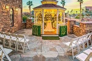 702 Weddings