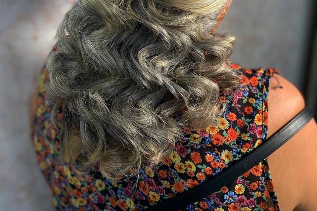 Curls