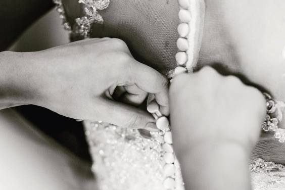 Bride getting ready - MBD Photography