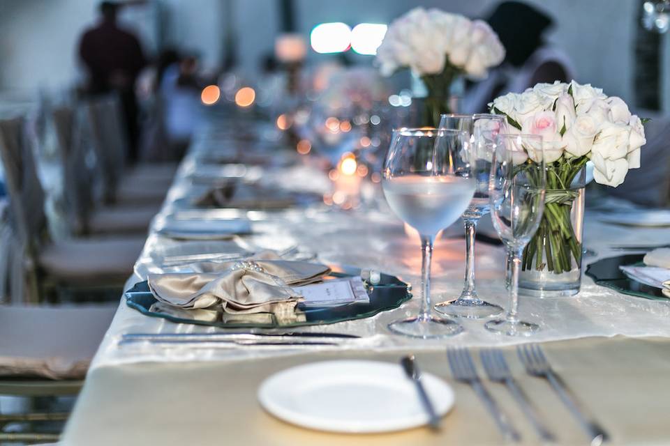 Table setting and decor