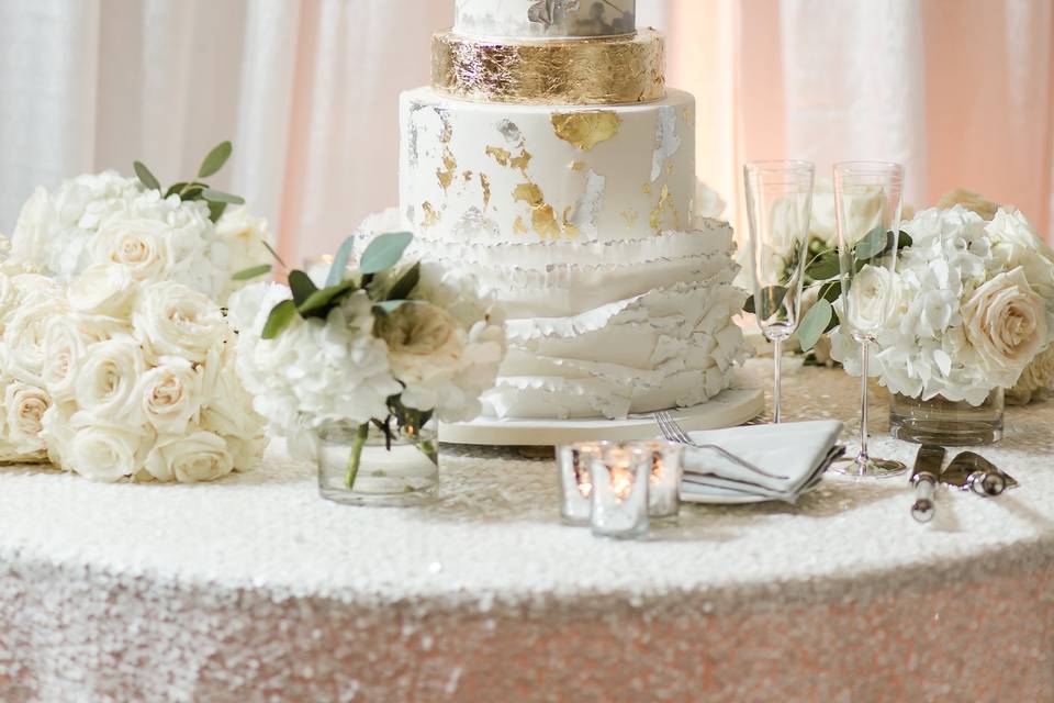 Mixed Metallics Wedding Cake
