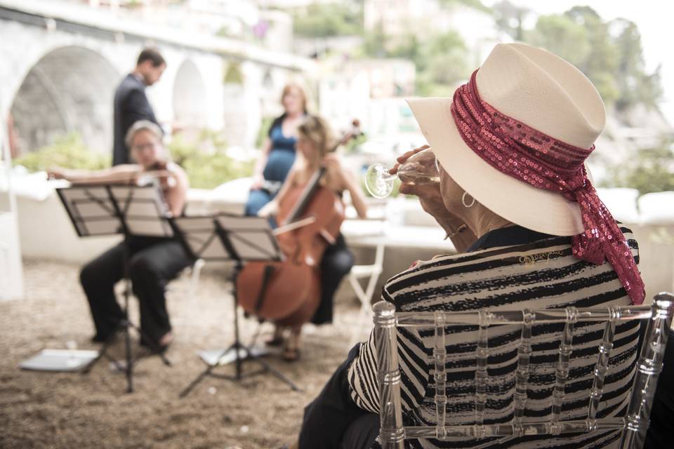 String duo performing at Castello Canevaro, Zoagli