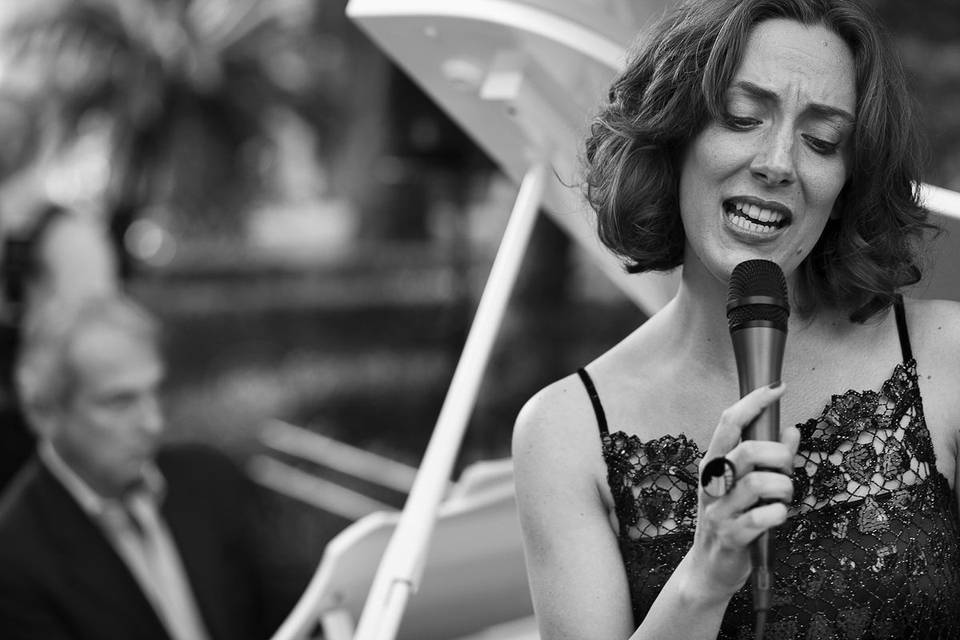 Jazz singer and pianist performing at Villa Durazzo, Santa Margherita