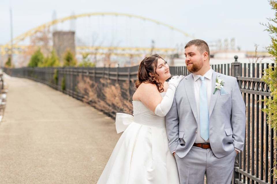 Pittsburgh wedding couple