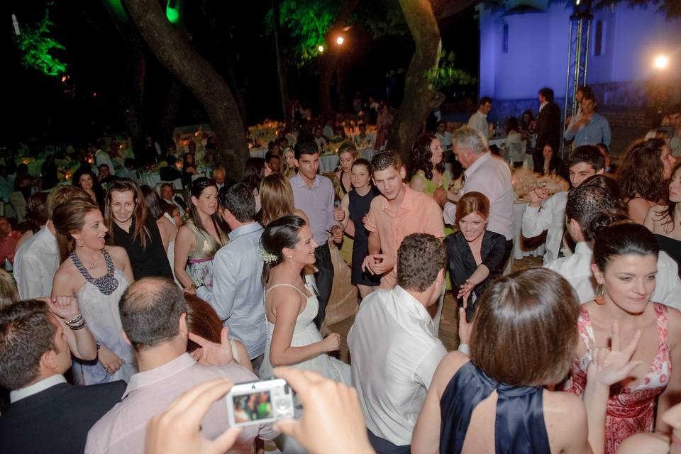 Nikos Alatas Elite Destination Wedding Dj - Athens, Mykonos, Santorini