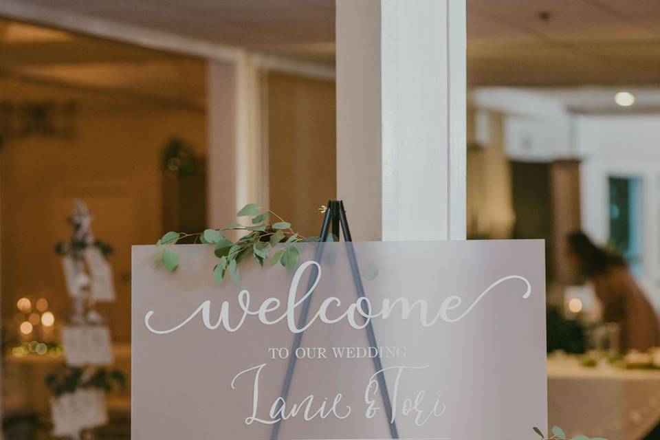 Reception signs