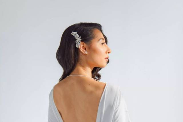 Side part wedding hair