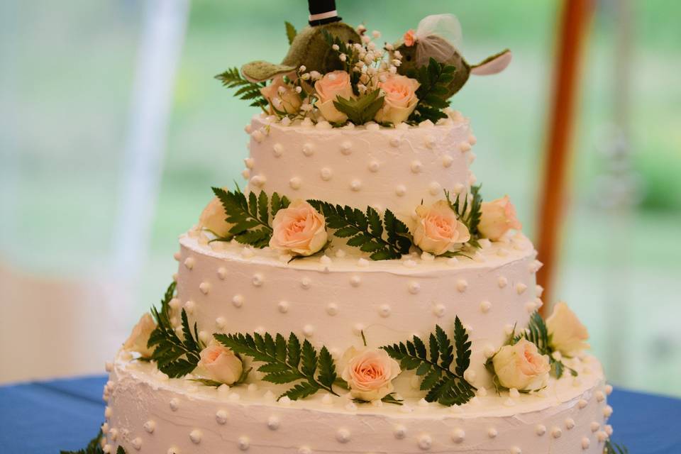 Multiple layered wedding cake
