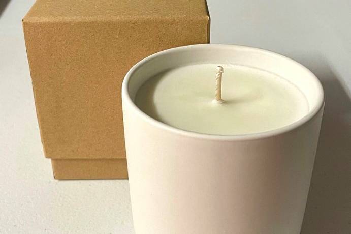 Packaging candle options