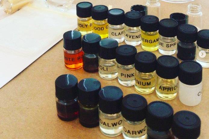 Oils for scent design