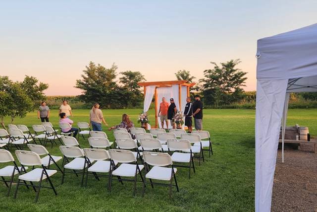 Outdoor ceremony