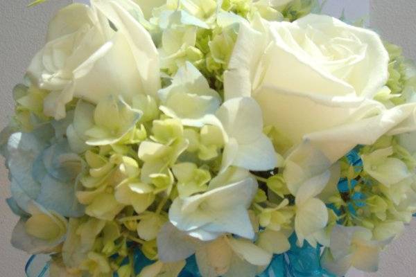 bride's bouquet
love in blue