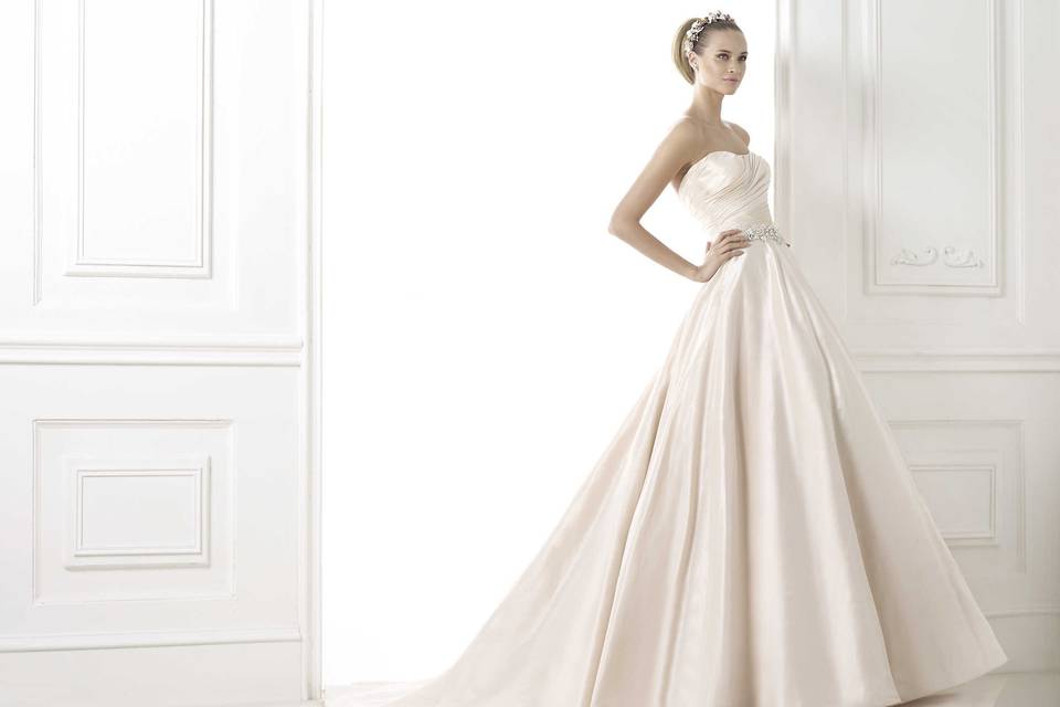 Bluma by Pronovias