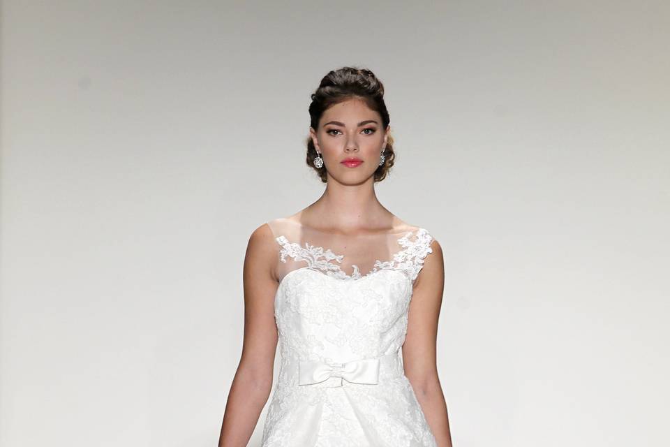 Uniquely Couture Bridal