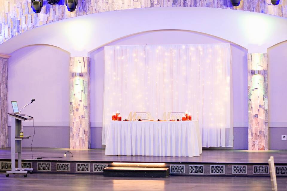 Royal Cliff Event Center