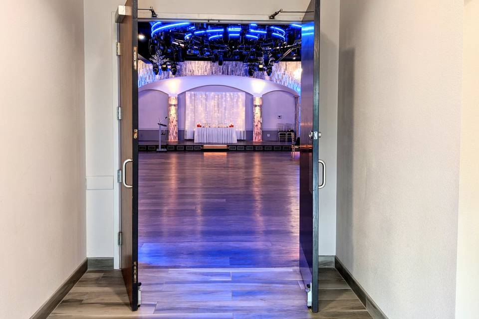 Maint ballroom entrance