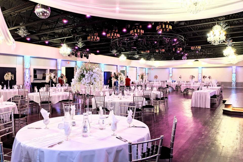 Royal Cliff Event Center