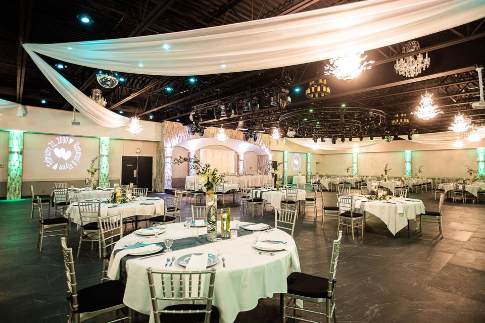 Royal Cliff Event Center