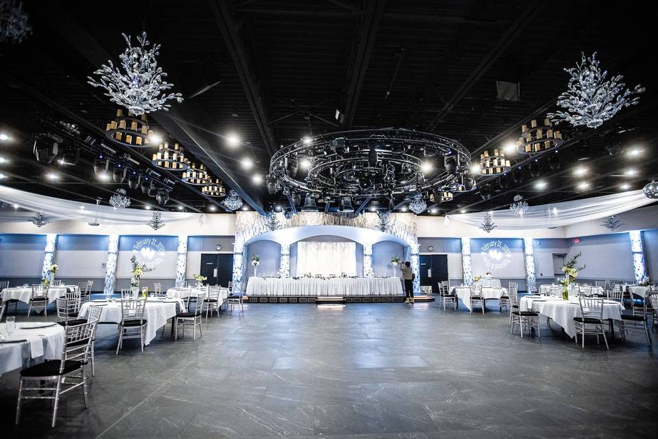 Royal Cliff Event Center