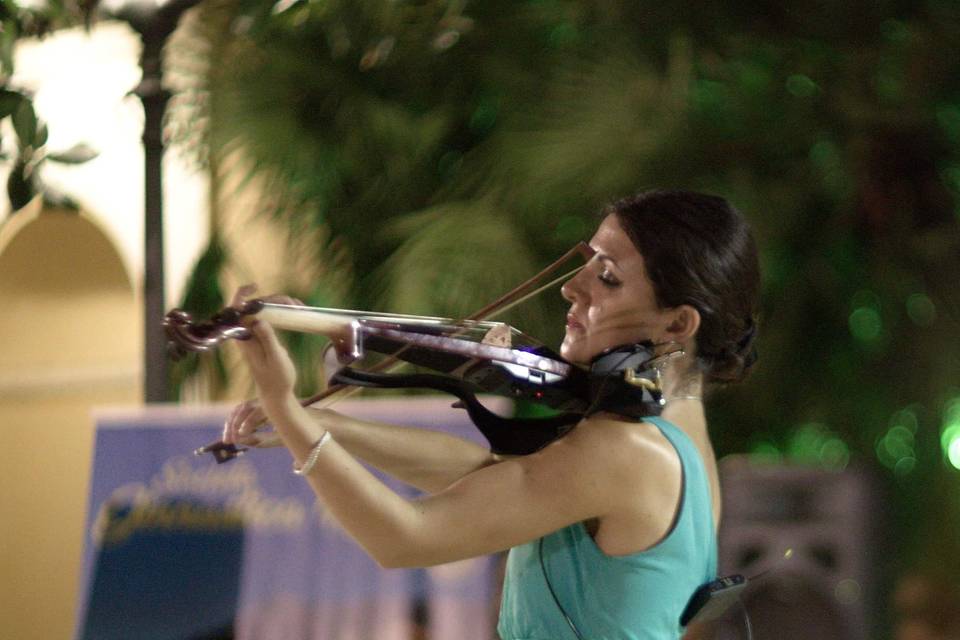 Giulia Ermirio Violist