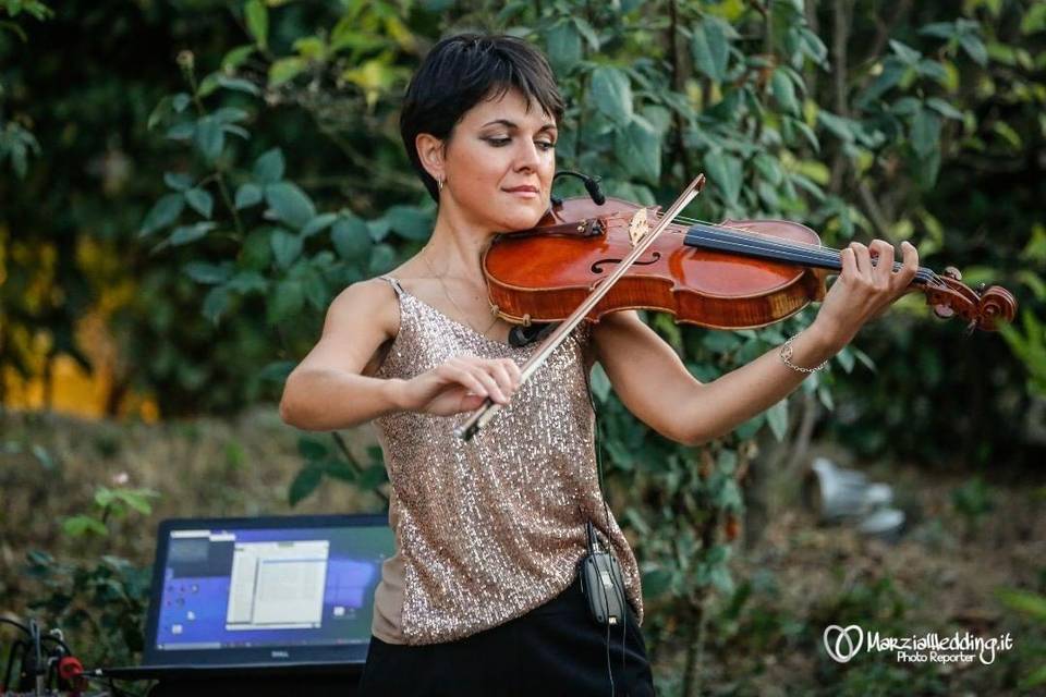 Giulia Ermirio Violist