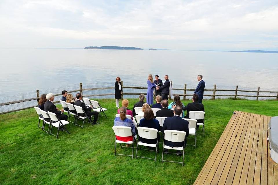 Didier Gincig, Non-Denominational Wedding Officiant