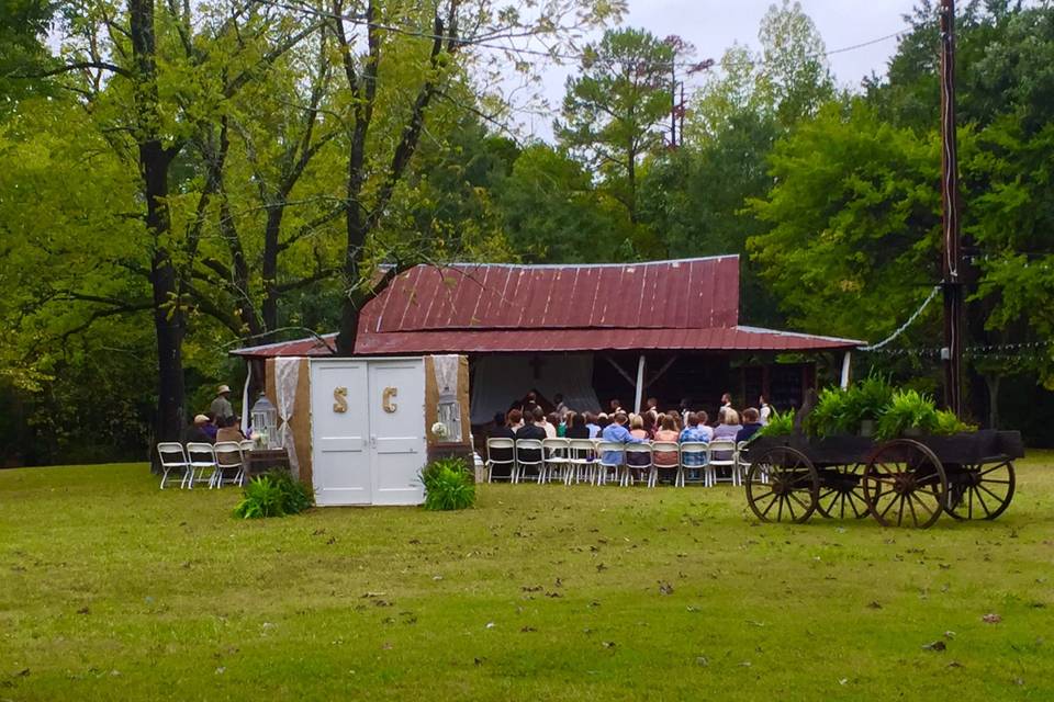 Ready for the outdoor wedding