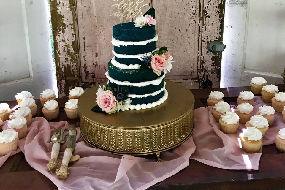 Cake and decor option