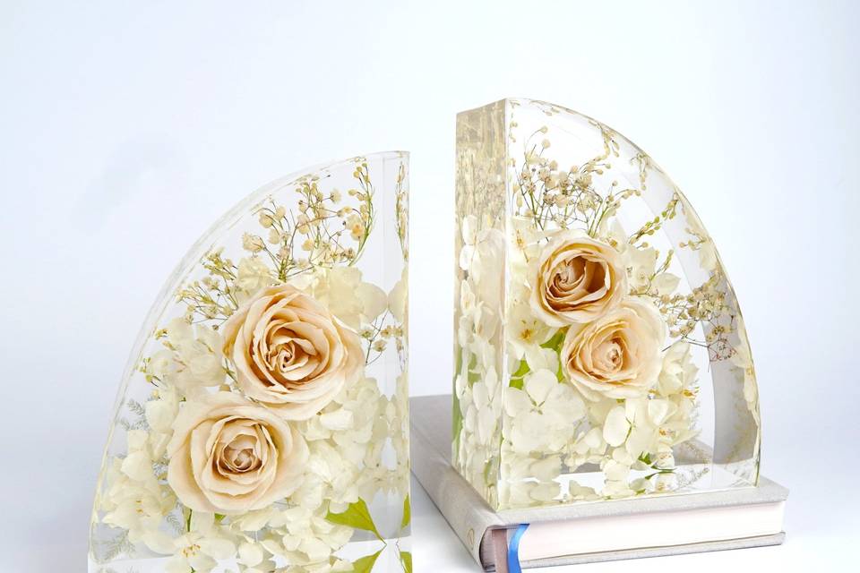 Bookends Resin